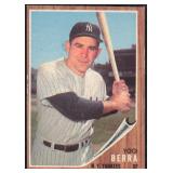 1962 Topps #360 Yogi Berra Card