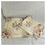 FLORAL EMBROIDERED RUNNER & TABLE CLOTH