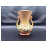 Hull Pottery 6.5" Water Lilly L-4 Vase