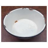 10" Vintage Enamelware Wash Basin