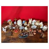 Lot of Figurines & Ornaments