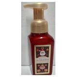 Bath & Body Works TIS THE SEASON foaming hand soap