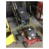 YardMachine 20" gas Eng lawn mower, non fitting