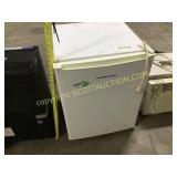 Hamilton Beach mini under counter refrigerator,