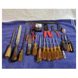 Lot of Screwdrivers and Hand tools