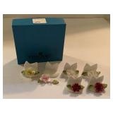 6 VINTAGE COALPORT FINE BONE CHINA ROSES PLACE CARD HOLDERS IN ORIGINAL BOX (ONE DAMAGED) - DINING ROOM