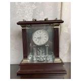 WALLACE BATTERY OPERATED MANTLE CLOCK 9 1/2" TALL X 8 1/4" WIDE X 4" DEEP