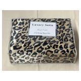 Luxury Satin California king size sheet set, see pictures for details.