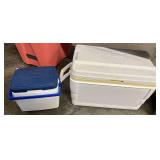 Coleman lunch cooler, also includes an igloo cooler, see pictures for details.