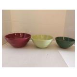 VINTAGE SET OF NESTING MIXING BOWLS