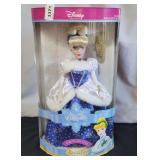 2004 DISNEY SNOWFLAKE CINDERELLA