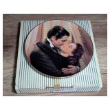 VINTAGE EDWIN M. KNOWLES GONE WITH THE WIND COLLECTOR PLATE WITH ORIGINAL BOX