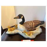 DR… Beautiful Boehm porcelain Canadian geese figurine, limited edition, see pictures for details.