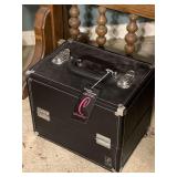 NEW LARGE CABOODLES COSMETIC ORGANIZER BOX - UP MASTER BED