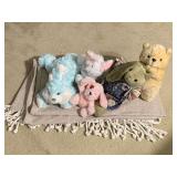 NICE WOVEN THROW WITH ASSORTED BUNNY/BEARS - UP MASTER BED