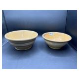 2 vintage yellow mixing bowls approx 9"