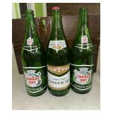 3 LARGE GREEN BOTTLES / GINGER ALE / CANADA DRY