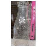 RICHMOND DAIRY COMPANY ONE PINT MILK BOTTLE