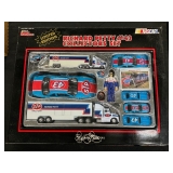 Richard Petty #43 Collectors Set