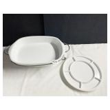 OVAL CASSEROLE DISH AND DIVIDED DISH