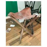 FOLDING LEATHER STOOL