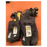 PETZL SZ 1 TOP AND SIT FAST CLIMBING EQUIPMENT,