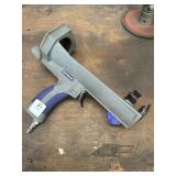 KOBALT AIR CAULK GUN