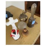 ASSORTMENT OF BELLS, BUTTER MOLD