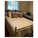 QUEEN SIZE IRON BED WITH LINENS