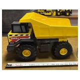 Tonka 354 Dump Truck Plastic and Metal