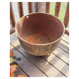 CAST IRON POT