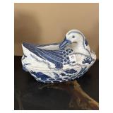 BLUE AND WHITE DUCK COVERED DISH