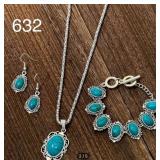 TURQUOISE COLOR NECKLACE