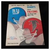 Lot: 4 NY Giants publications, including NY vs