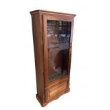 Gun Cabinet for 8 Guns, with locking glass front