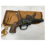 HOLSTER W/ CAST WESTERN CAP PISTOL