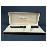 Vintage Shaeffer Black & Gold Slim Fountain Pen