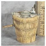 "BIRD ICE CREAM MAKER " LOWELL DAVIS FIGURINE