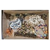 COSTUME JEWELRY BOX LOT