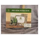 JOHN DEERE PICTURE FRAME HOLDS 4" x 6" PHOTO