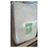 33 Lb Premium Hemp Animal Bedding