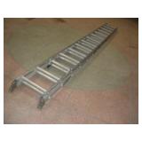 WERNER 28 FT ALUMINUM EXT LADDER