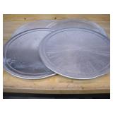 (4) 17 INCH ALUMINIUM PIZZA PANS