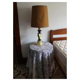 Table & Lamp