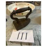 Cast iron iron vintage