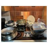 Large Kitchen Lot- Cake & Muffin Pans, Plastic+++