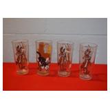 Looney Toons Collectors Glasses x 4