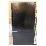 Black Amana Refrigerator (Works/ Clean)