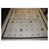 Vintage Star Patterned Quilt w/ Pillow Cases