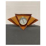 Vintage wooden quartz mantle clock